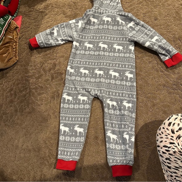 Tipsy Elves hooded fleece gray holiday onesie Sz 4T - Picture 2 of 4